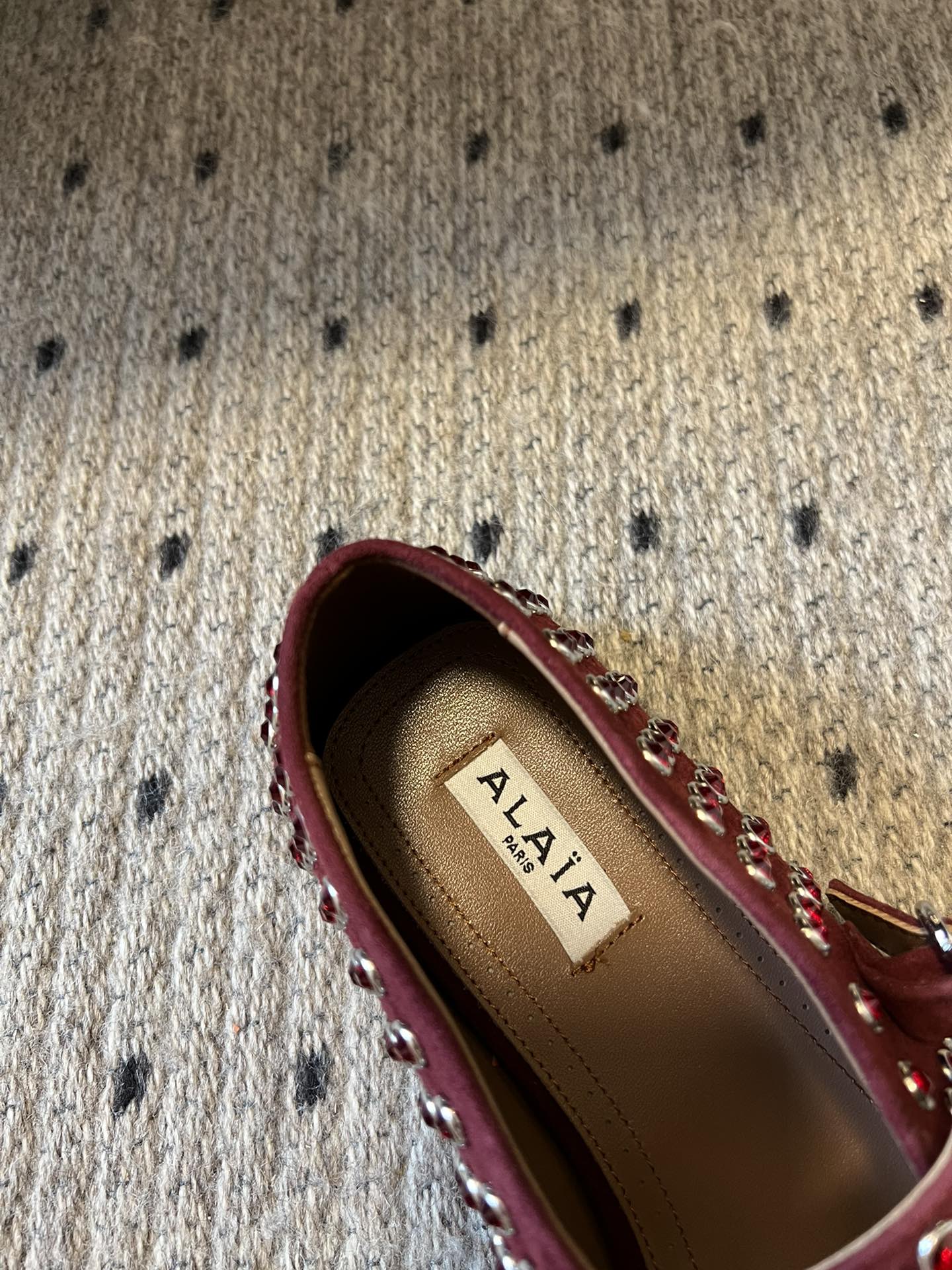 STRASS BALLET FLATS IN BERRY RED LAMBSKIN
