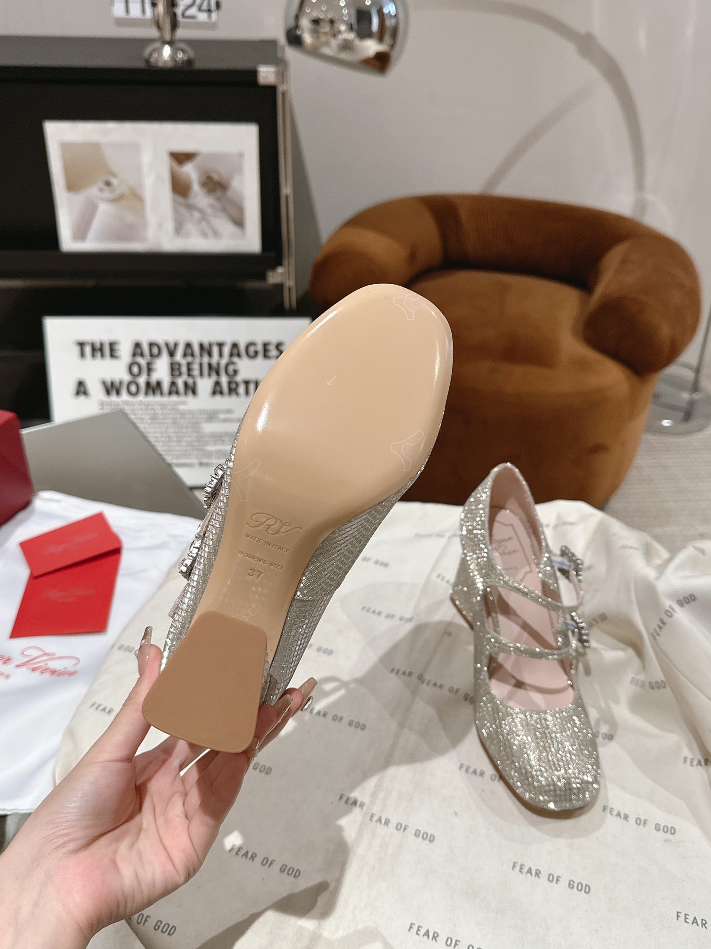 TRÈS VIVIER MARY JANE DOUBLE-STRAP PUMPS IN BEIGE CALFSKIN FULLY EMBELLISHED CRYSTALS