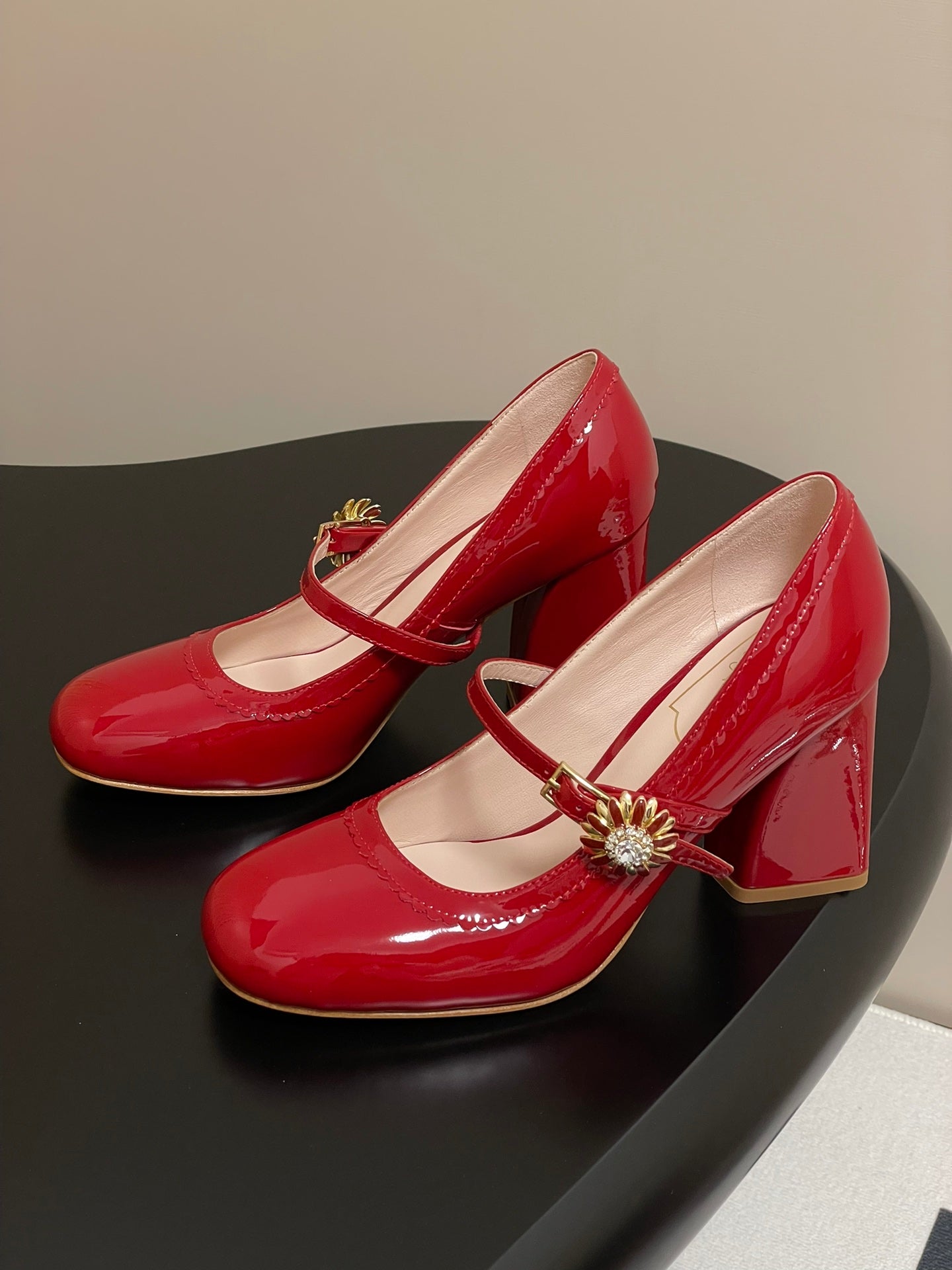 TRÈS VIVIER MARY JANE PUMPS 85MM IN RED GLOSSY CALFSKIN