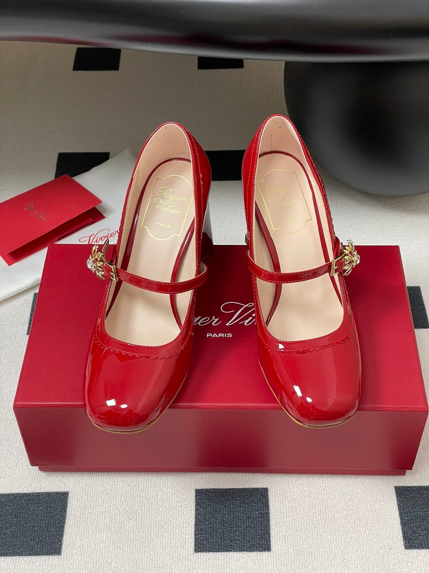 TRÈS VIVIER MARY JANE PUMPS 85MM IN RED GLOSSY CALFSKIN
